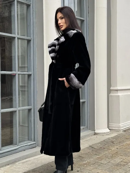 Шуба из стриженой норки с отделкой под шиншиллу