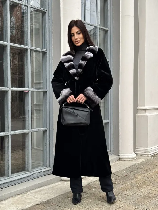 Шуба из стриженой норки с отделкой под шиншиллу