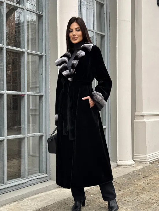 Шуба из стриженой норки с отделкой под шиншиллу