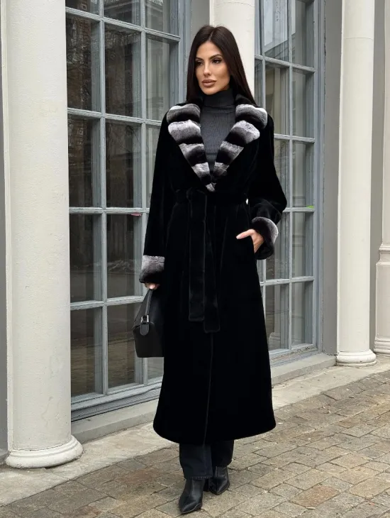 Шуба из стриженой норки с отделкой под шиншиллу