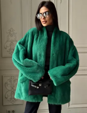 Изумрудный норковый полушубок с V-образным воротником