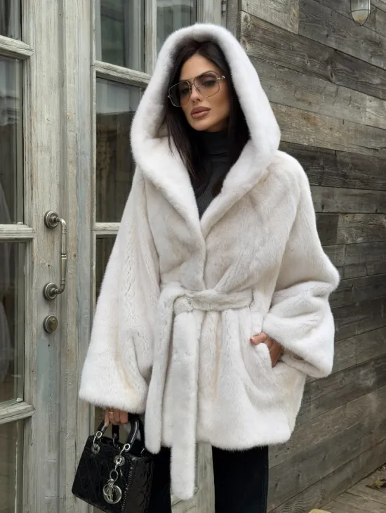 Шуба норковая летучая мышь с капюшоном, мех аукционная норка Palomino