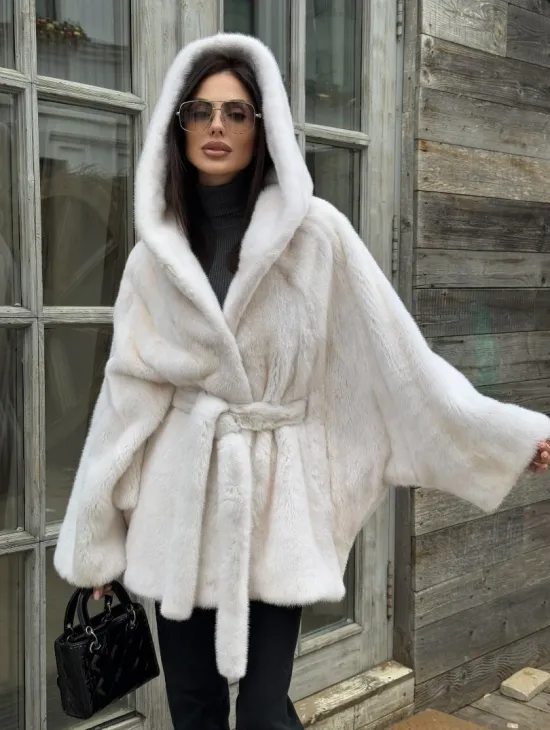 Шуба норковая летучая мышь с капюшоном, мех аукционная норка Palomino