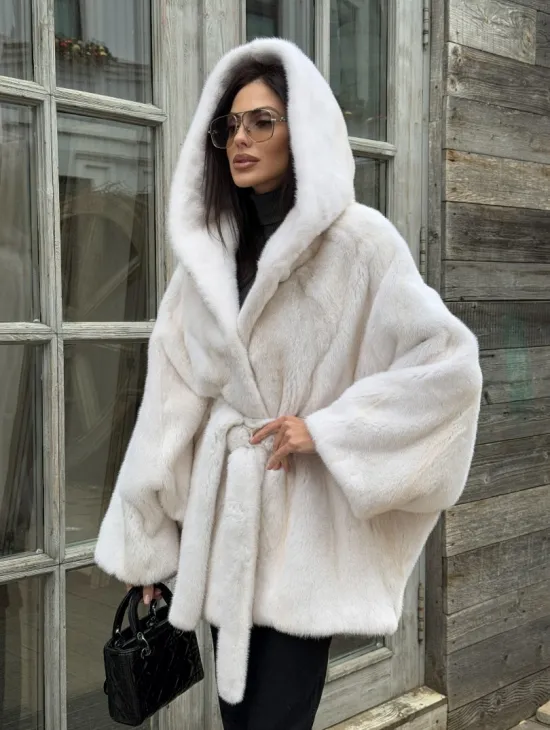 Шуба норковая летучая мышь с капюшоном, мех аукционная норка Palomino