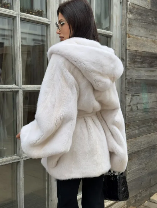 Шуба норковая летучая мышь с капюшоном, мех аукционная норка Palomino