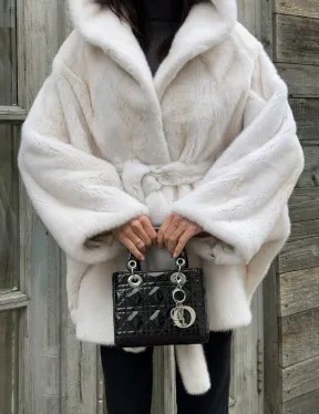 Шуба норковая летучая мышь с капюшоном, мех аукционная норка Palomino