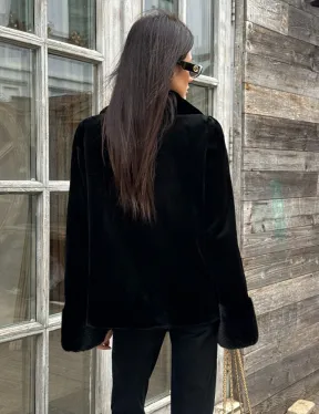 Короткий меховой полушубок из стриженной норки, английский воротник