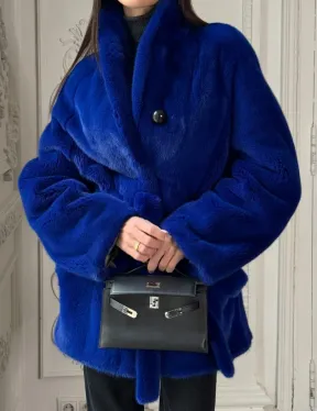 Полушубок из меха премиальной плюшевой норки Electric Blue