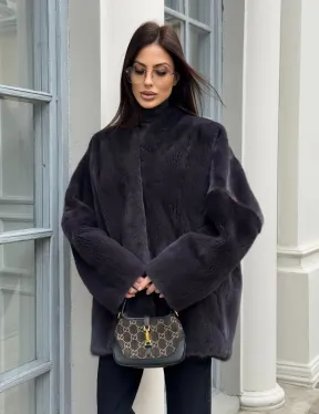 Графитовый норковый жакет с V-образным воротником