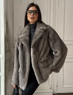 Норковый жакет классического кроя с прорезными карманами клапанами