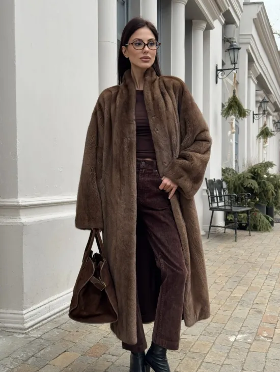 Натуральная шуба пастель из скандинавской норки SAGA FURS SUPERIOR