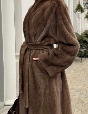 Натуральная шуба пастель из скандинавской норки SAGA FURS SUPERIOR