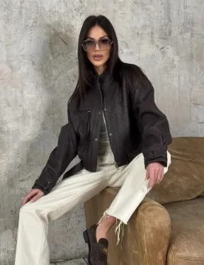 Женский бомбер из натуральной плетёной кожи