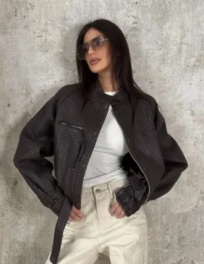 Женский бомбер из натуральной плетёной кожи