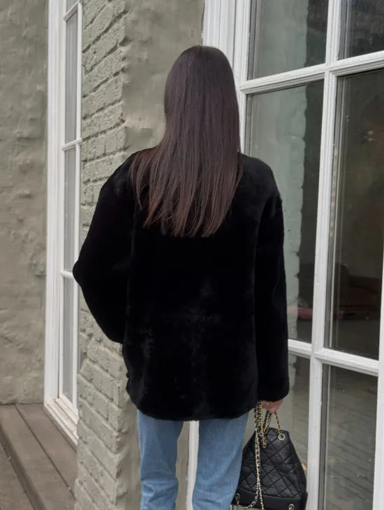 Комбинированная женская дубленка из мутона с мехом норки