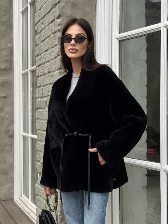 Комбинированная женская дубленка из мутона с мехом норки