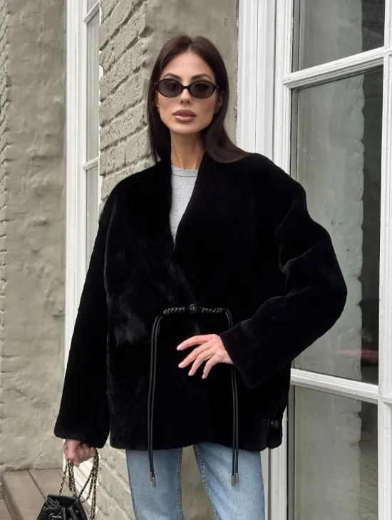 Комбинированная женская дубленка из мутона с мехом норки