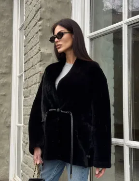 Комбинированная женская дубленка из мутона с мехом норки