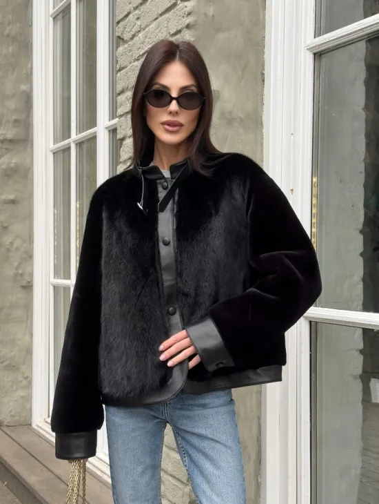 Куртка из мутона с мехом норки - черная