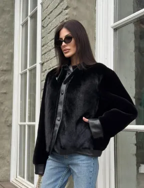 Куртка из мутона с мехом норки - черная