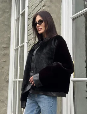 Куртка из мутона с мехом норки - черная