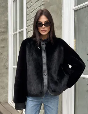Куртка из мутона с мехом норки - черная