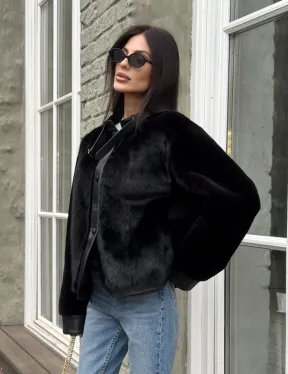 Куртка из мутона с мехом норки - черная