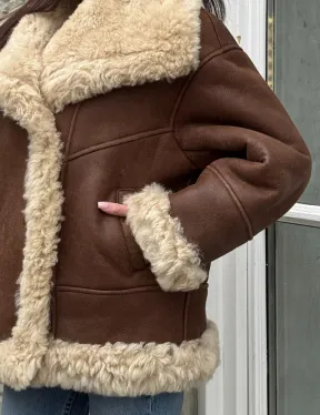 Коричневая женская дубленка с воротником «Челси» из овчины тиградо