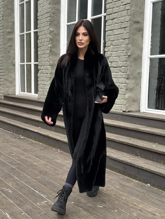 Шуба из аукционной норки «Premium fur» с внутренней резинкой на талии