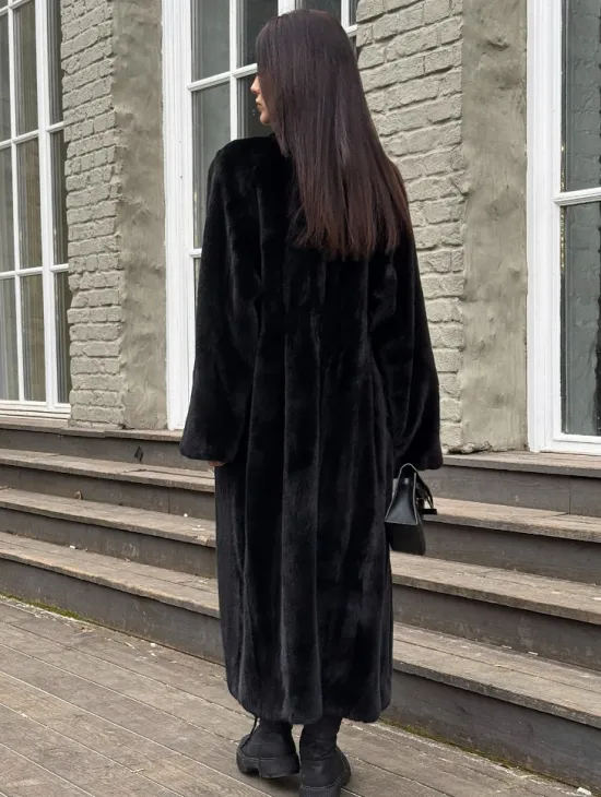 Шуба из аукционной норки «Premium fur» с внутренней резинкой на талии