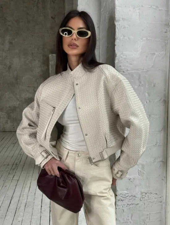 Женская курточка - бомбер из плетеной кожи Ivory