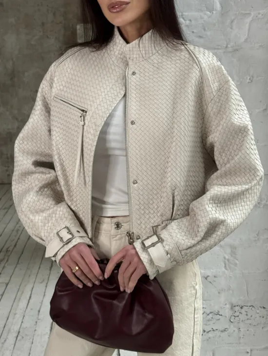 Женская курточка - бомбер из плетеной кожи Ivory