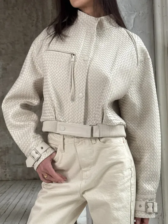 Женская курточка - бомбер из плетеной кожи Ivory