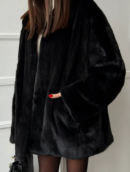 Жакет - шуба из норки BLACKGLAMA с V-образным воротником, косыми карманами