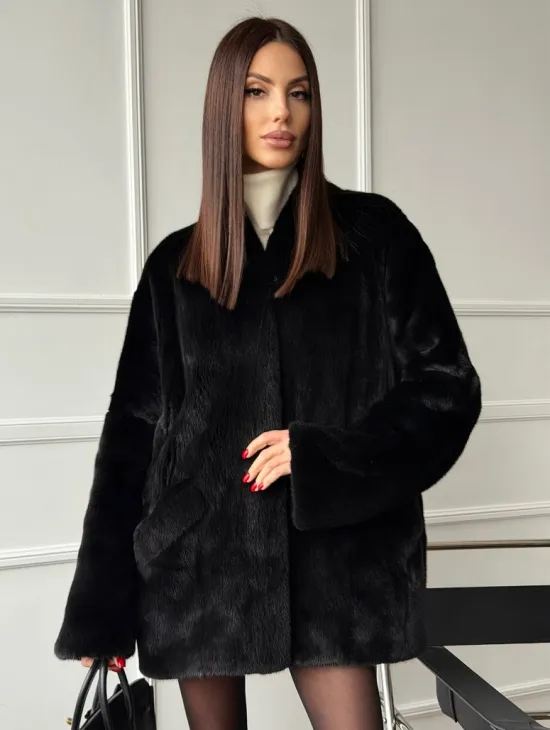 Жакет - шуба из норки BLACKGLAMA с V-образным воротником, косыми карманами
