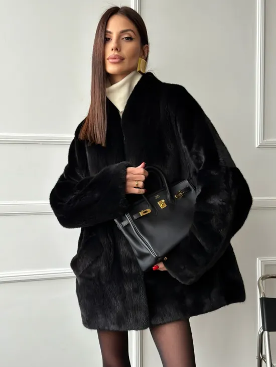 Жакет - шуба из норки BLACKGLAMA с V-образным воротником, косыми карманами