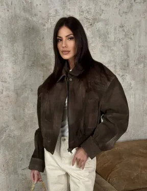 Современный кроп - бомбер из натуральной замши