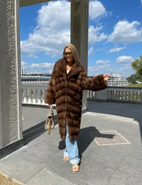 Удлиненная норковая шуба в цвете соболь