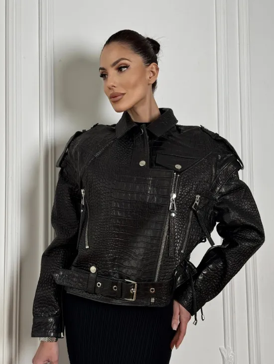 Укороченная куртка из натуральной кожи «CROCO» BLACK со шнуровкой на спине