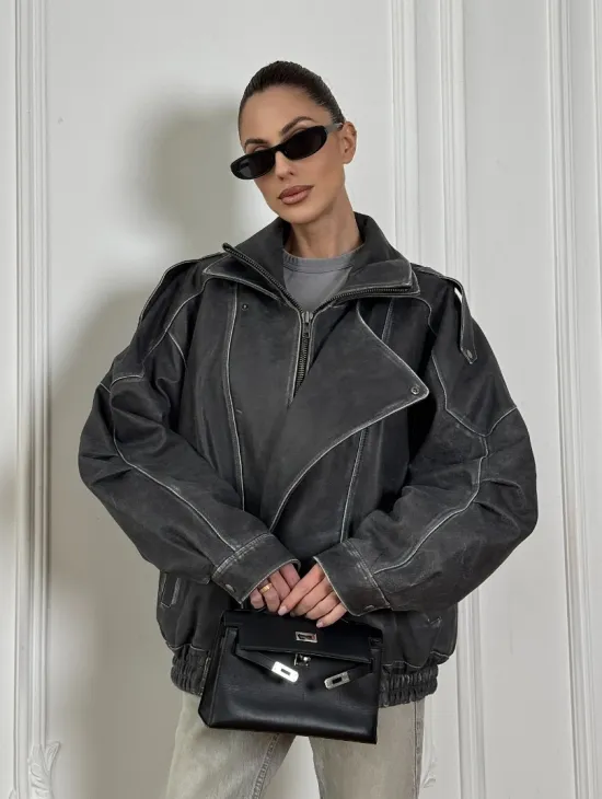 Кожаный женский бомбер Vintage grey с двойным воротником и затертыми швами