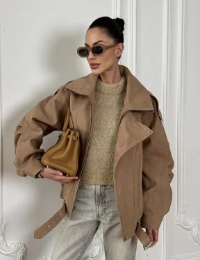 Женский замшевый бомбер из натуральной кожи «Creamy»  с двойным воротником - оверсайз