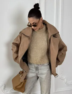 Женский замшевый бомбер из натуральной кожи «Creamy»  с двойным воротником - оверсайз