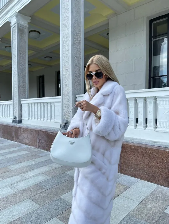 Шуба из датской норки в цвете жемчуг