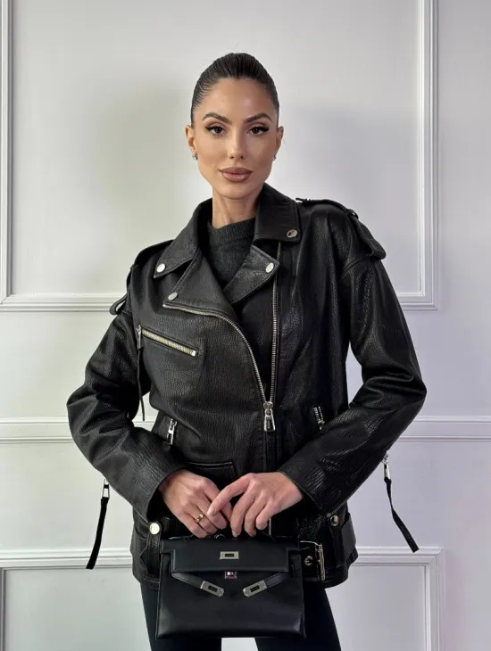 Классическая женская байкерская куртка - косуха из натуральной черной кожи Jumbo