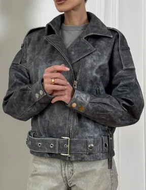 Женская косуха оверсайз из натуральной кожи с потертостями в стиле 