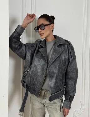 Женская косуха оверсайз из натуральной кожи с потертостями в стиле 