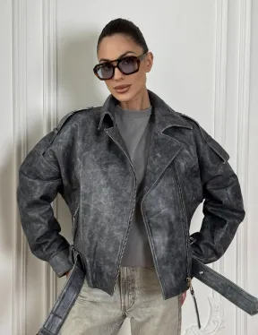 Женская косуха оверсайз из натуральной кожи с потертостями в стиле 