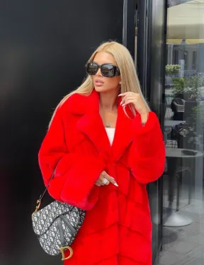 Шуба из норки Velvet в красном цвете