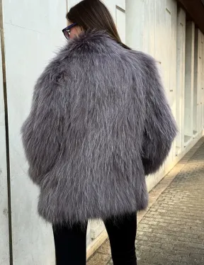 Шуба из меха енота с английским воротником цвет - лаванда