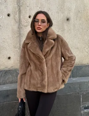 Короткий норковый жакет с английским воротником цвет пастель